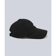 DESCENTE GOLF Long-brim Perforated Logo Cap