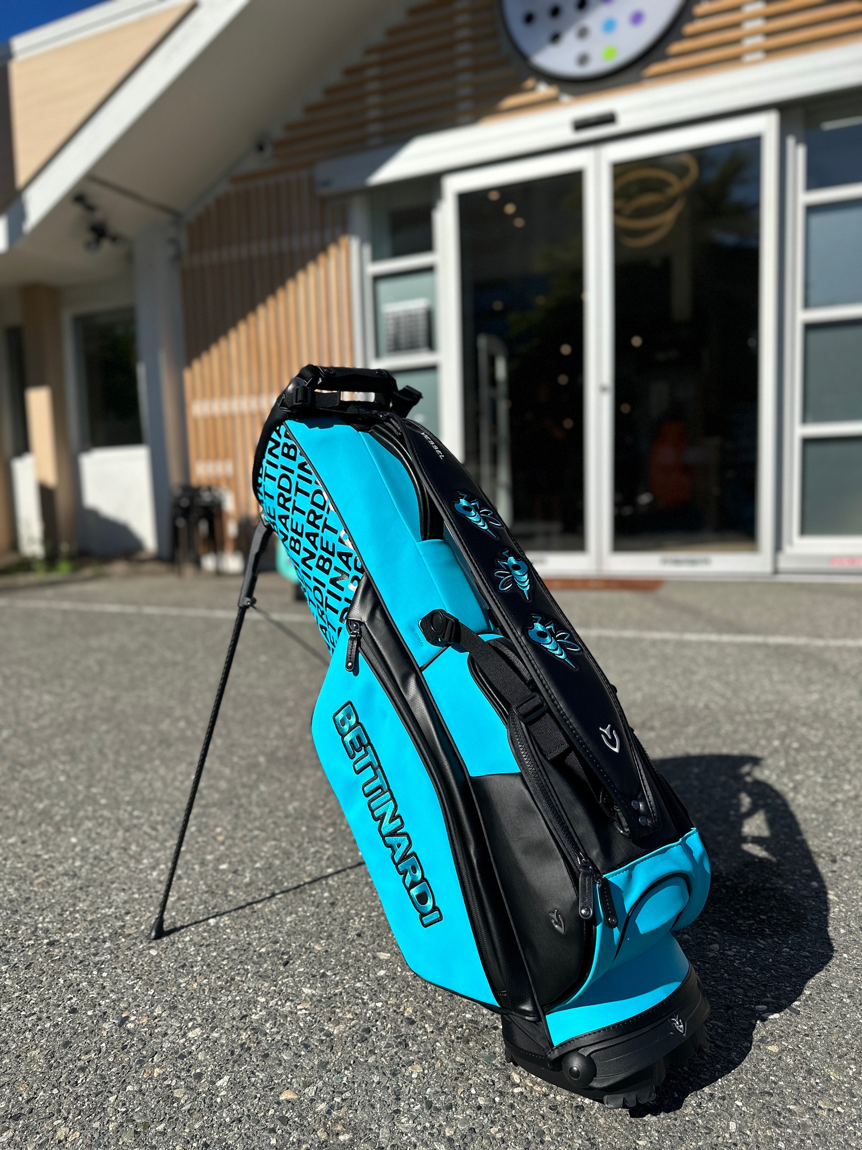 VESSEL X BETTINARDI VLS LUX STINGER BLACK/BLUE STAND BAG