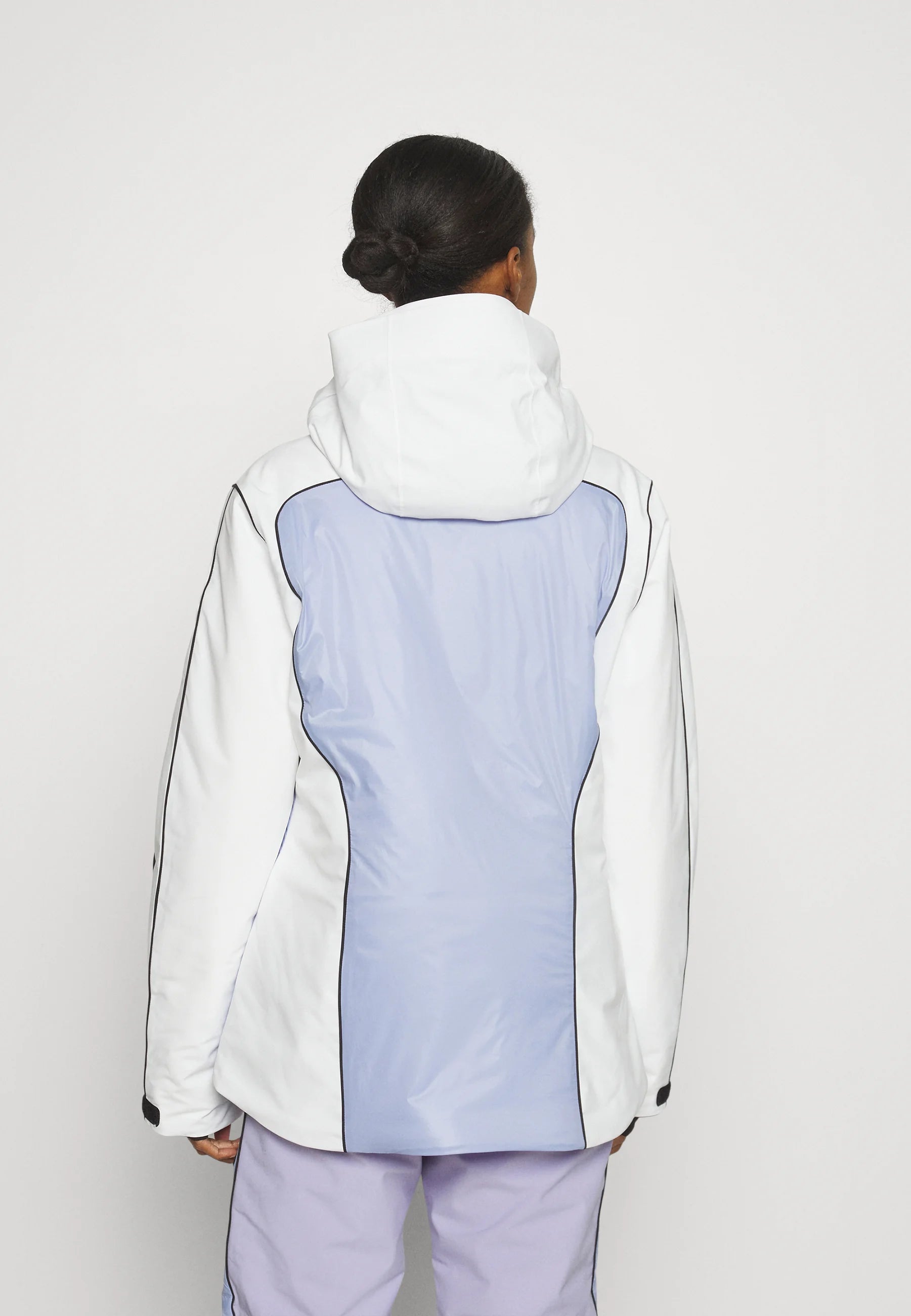 J.LINDEBERG WOMEN CASSIDY HYBRID JACKET Par Tee Golf