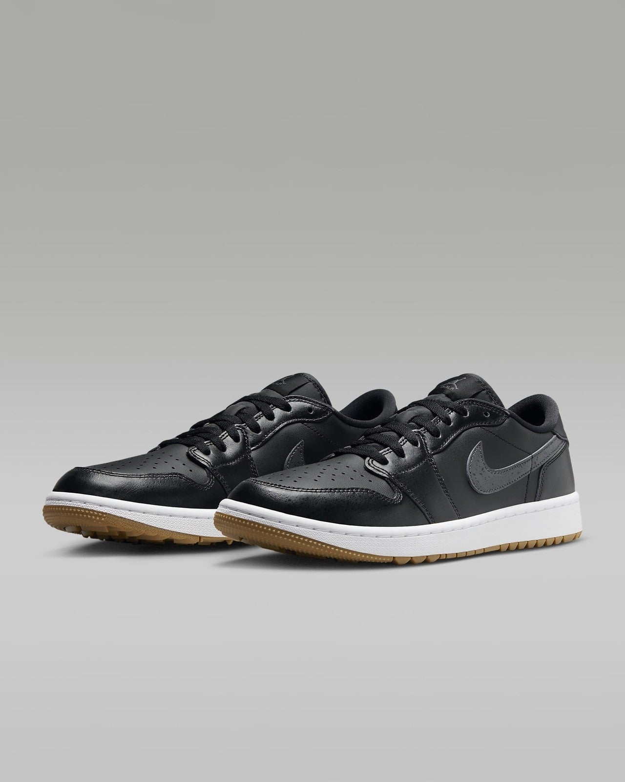 NIKE Air Jordan 1 Low G Spikeless Golf Shoe