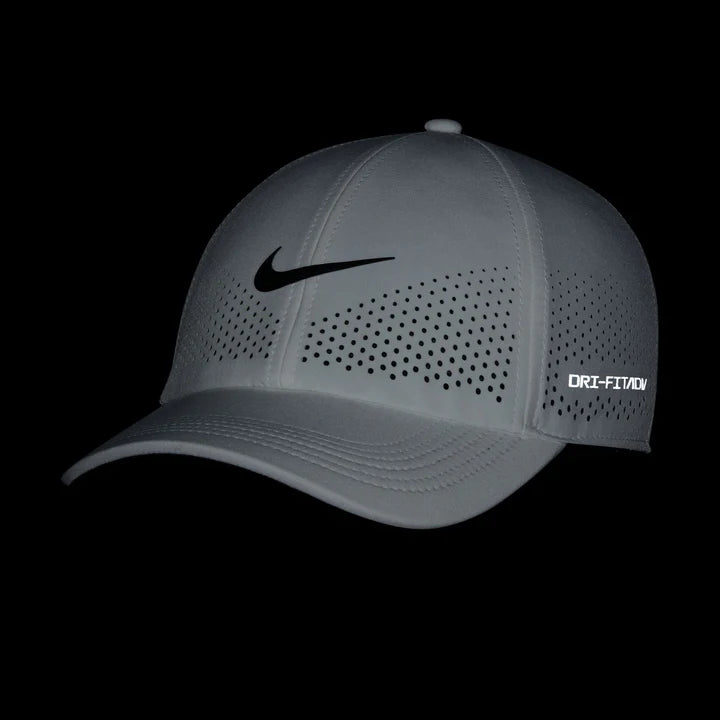 Nike Dri-FIT ADV Club Cap