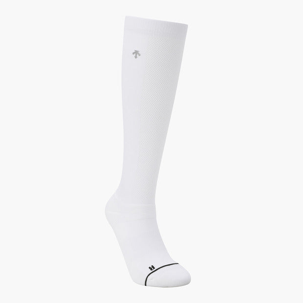 DESCENTE GOLF Women's ACMT Aqua Knee Socks