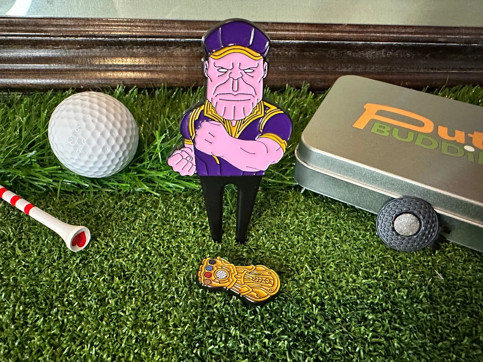 PuttBuddies The Mad Titan Golf Divot Tool