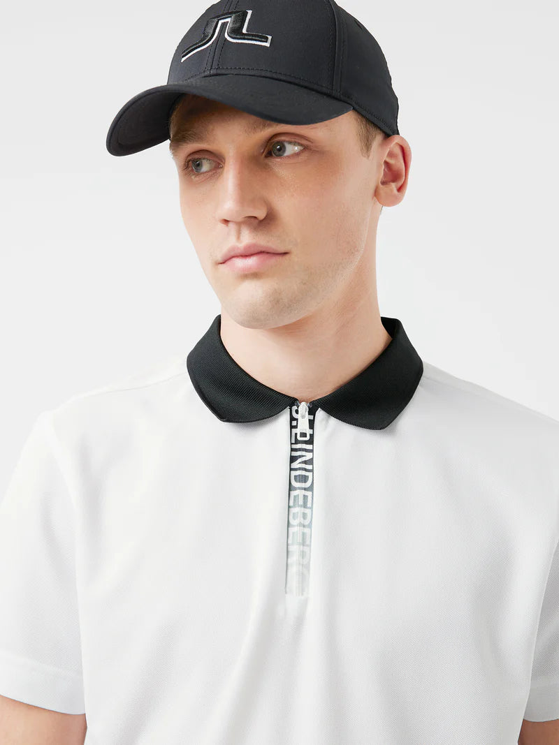 Fitted 2025 golf polo